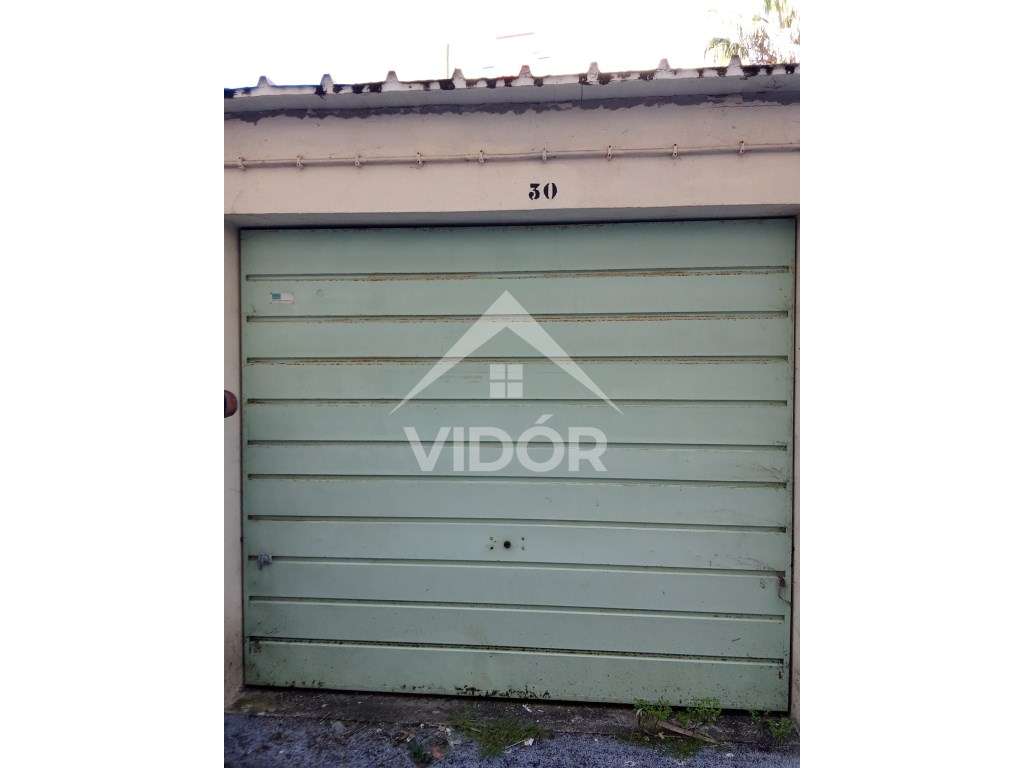 Garagem Box na Rua Joaquim Sottomayor - Grande imagem: 3/5