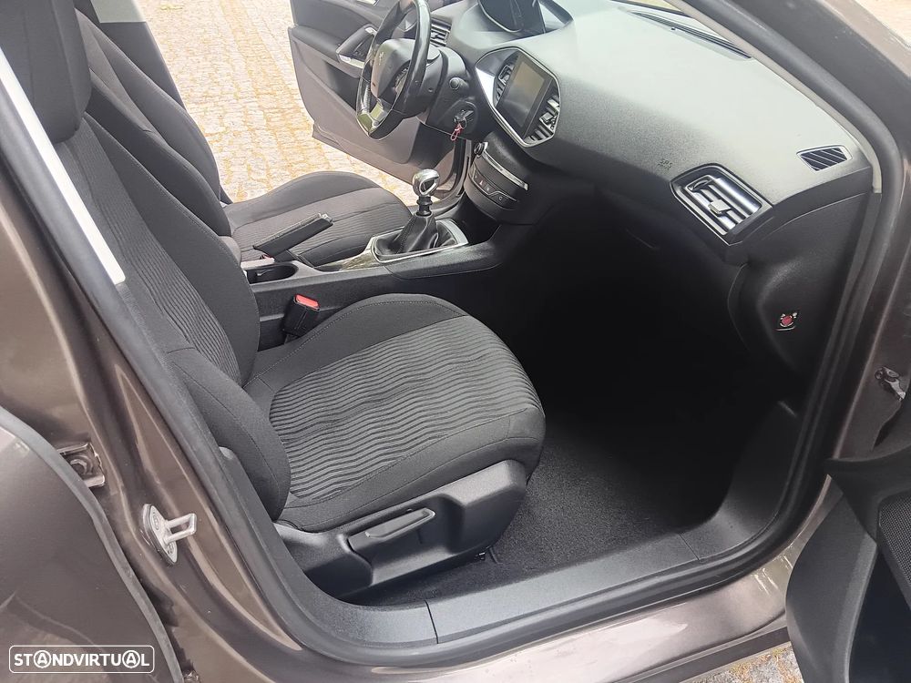 Peugeot 308 SW BlueHDi 120 Stop & Start Allure - 14
