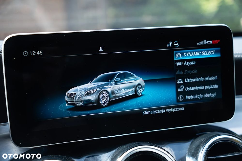 Mercedes-Benz Klasa C AMG 63 AMG Speedshift 7G-MCT - 34