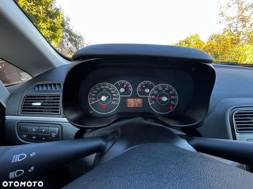 Fiat Punto - 10