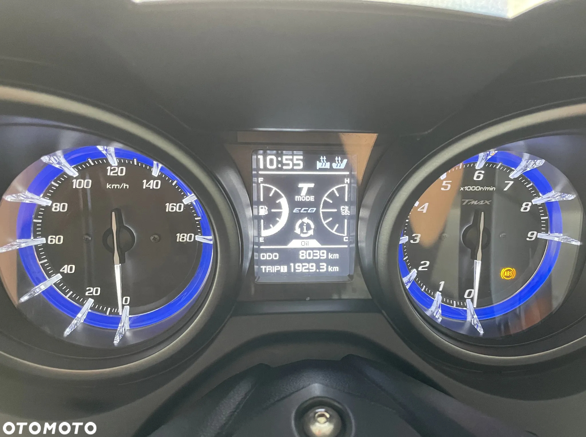 Yamaha Tmax - 10