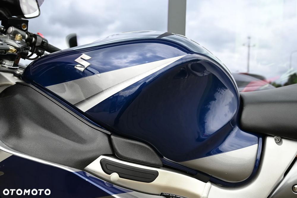 Suzuki GSX-R - 34