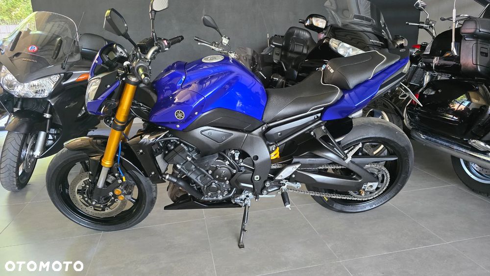 Yamaha FZ8 - 1