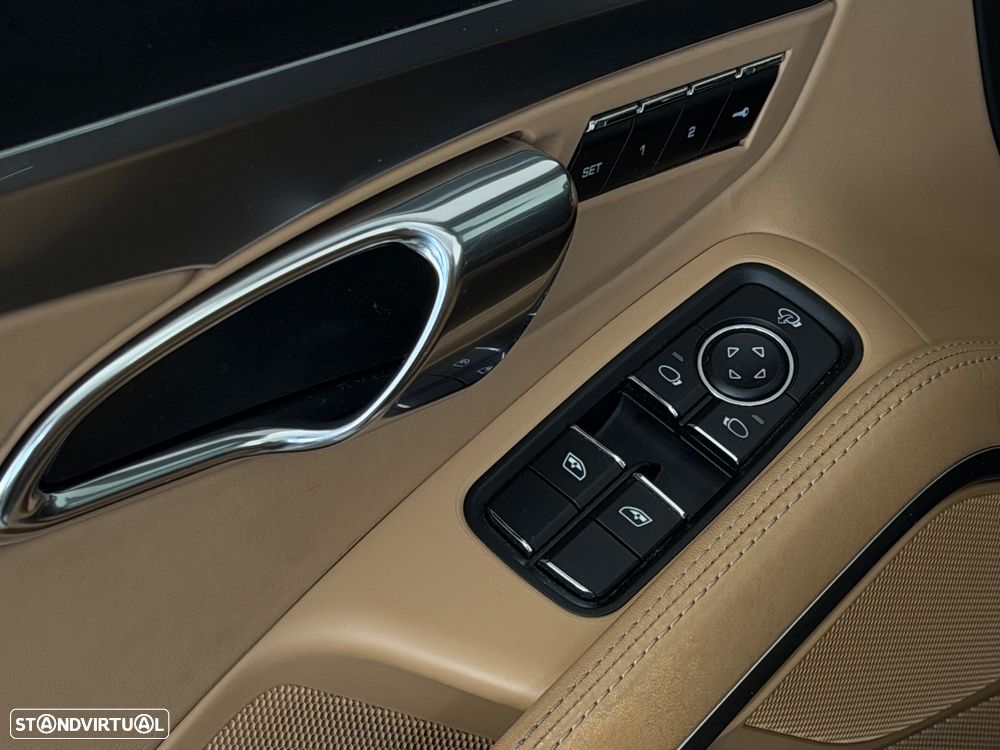 Porsche 718 Boxster PDK - 21