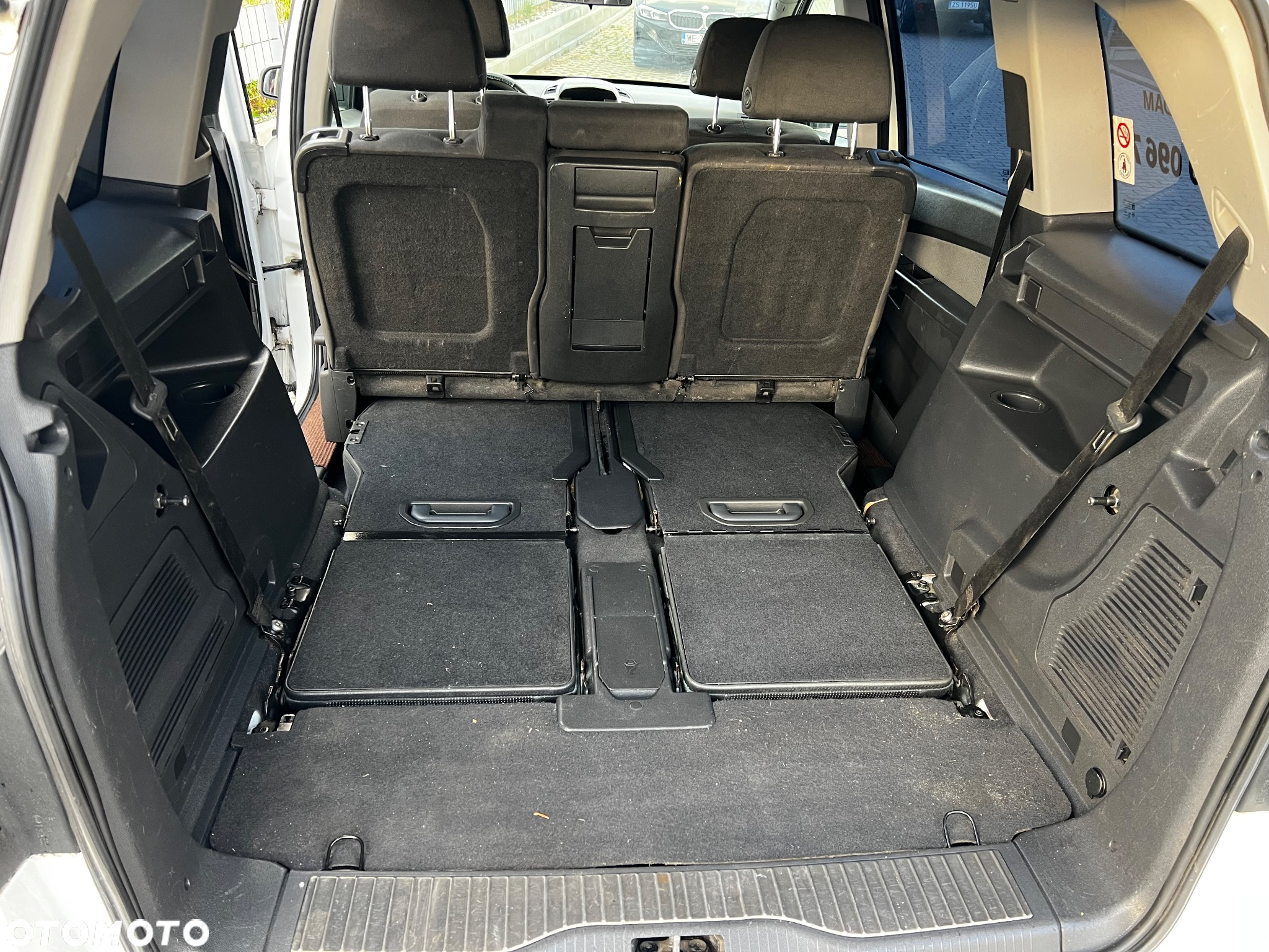 Opel Zafira 1.9 CDTI - 10