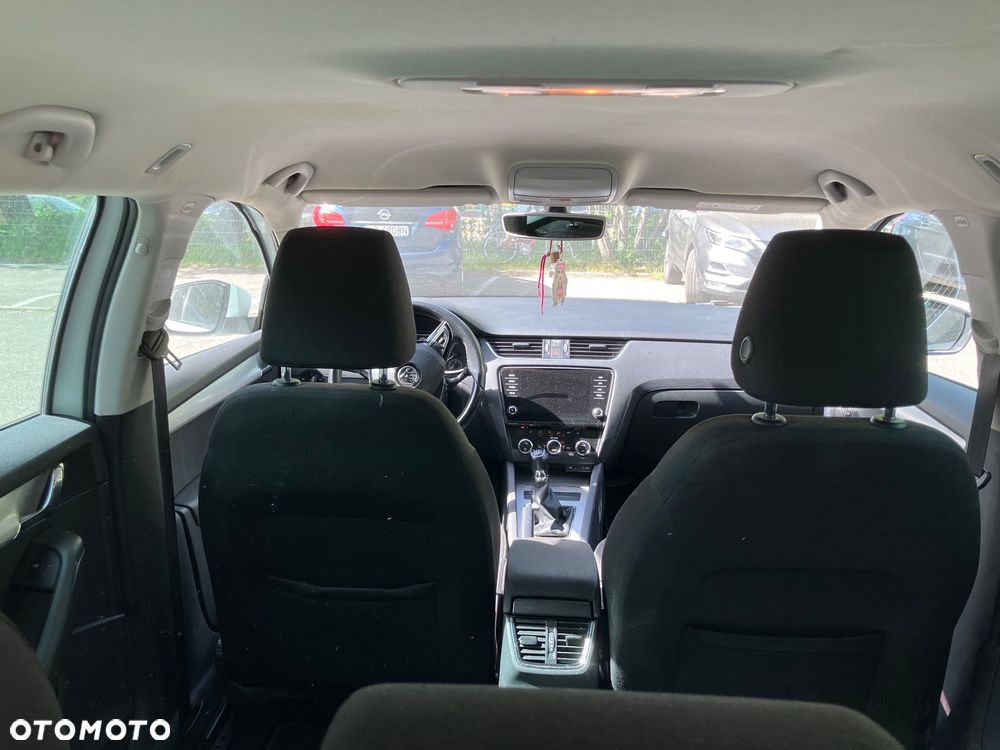 Skoda Octavia 1.6 TDI Drive - 7