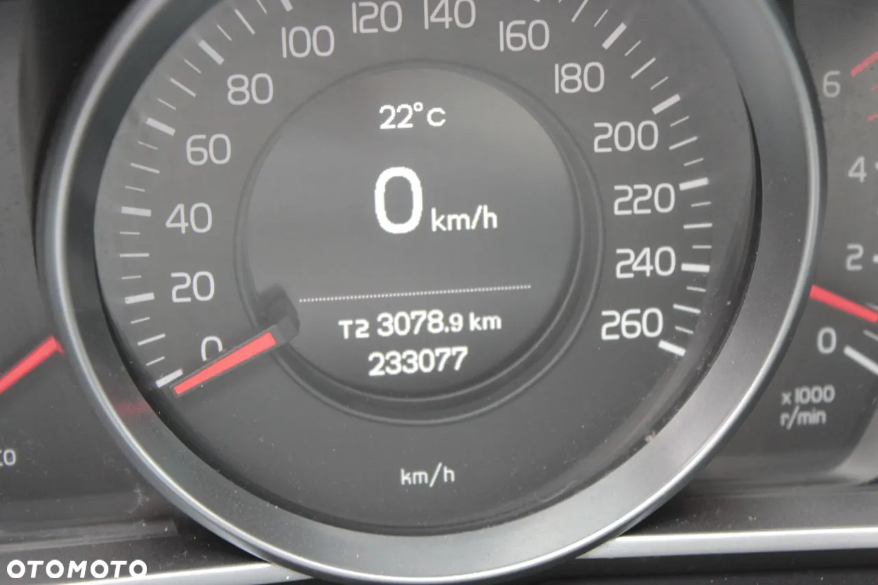 Volvo V40 D2 Momentum - 12