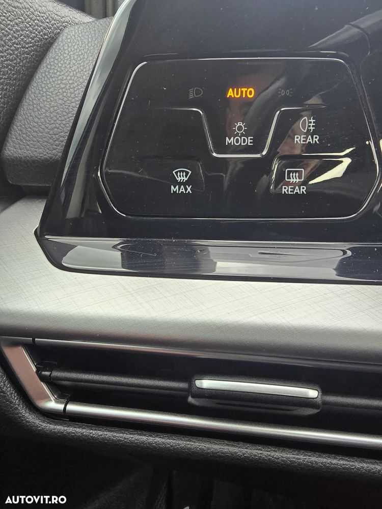 Volkswagen Golf 2.0 TDI 116CP Life - 15