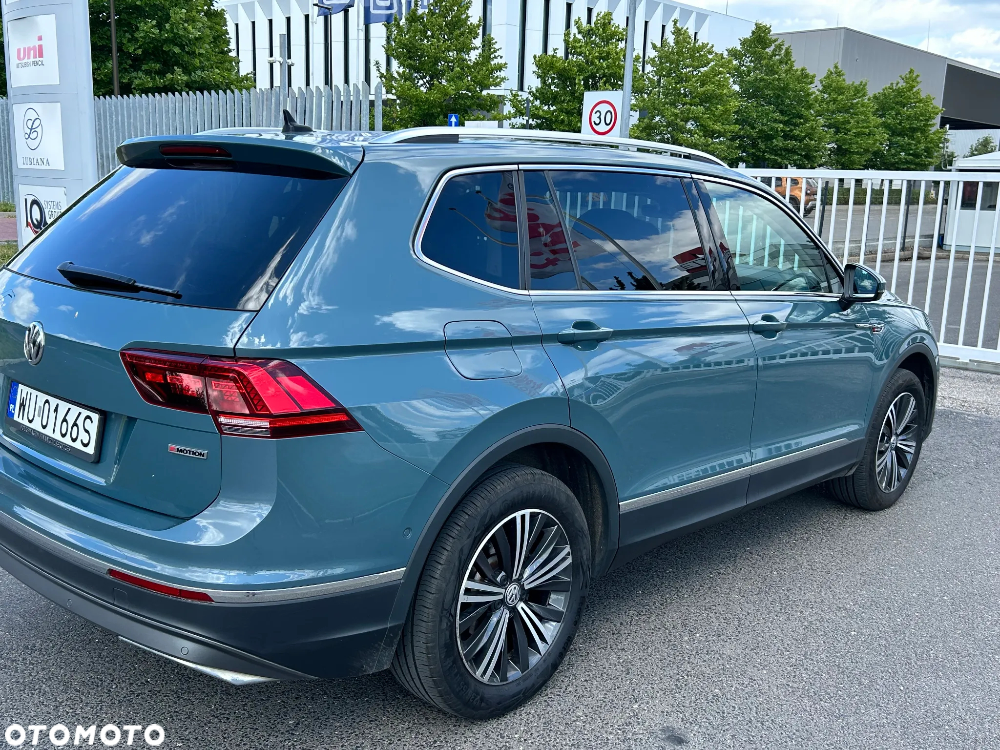 Volkswagen Tiguan Allspace 2.0 TSI 4Mot Highline DSG - 6