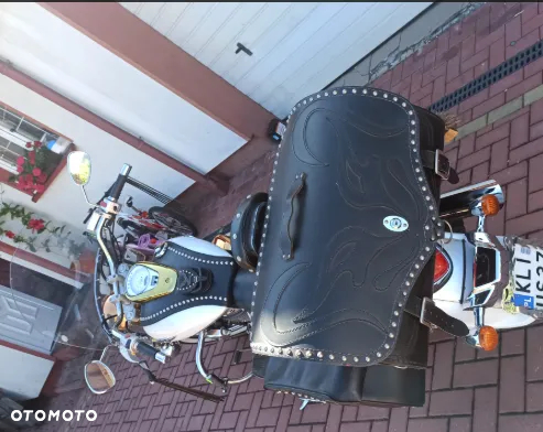 Suzuki Intruder - 5