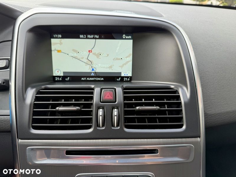 Volvo XC 60 D4 Geartronic Summum - 7