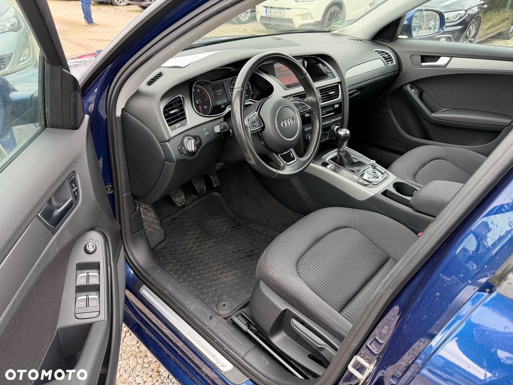 Audi A4 Limousine - 23