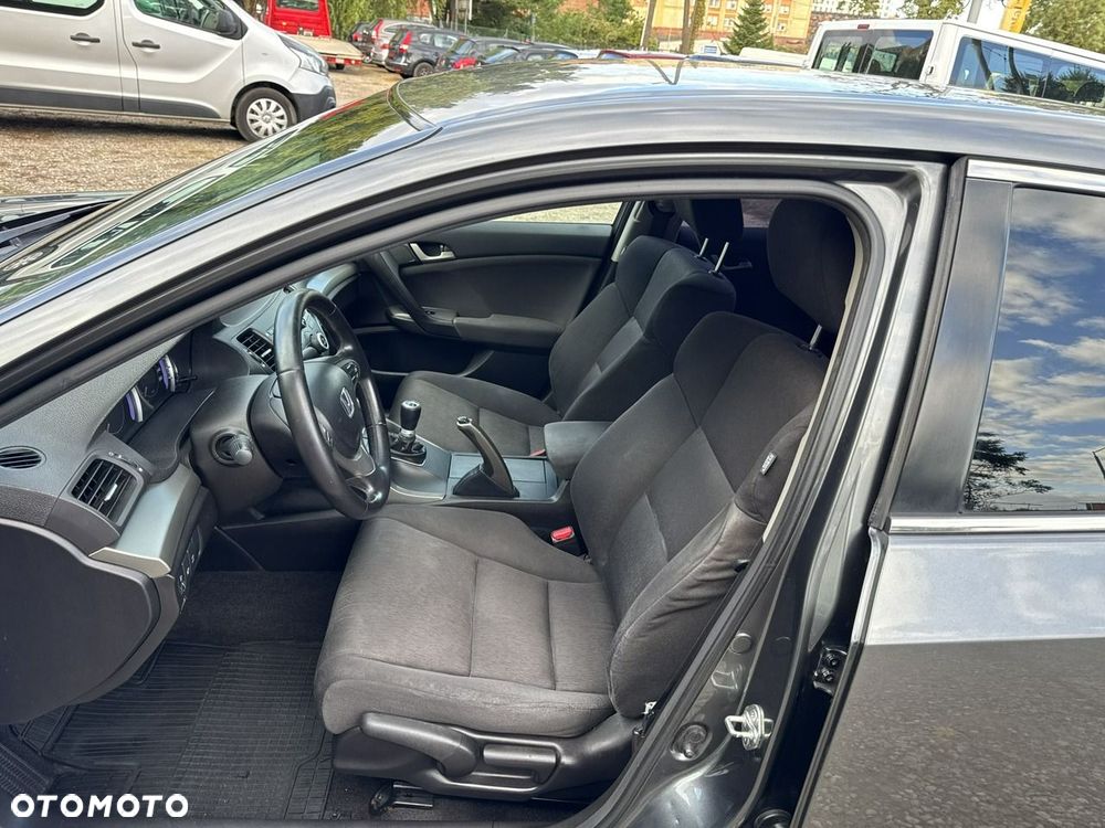 Honda Accord 2.0 Elegance - 21