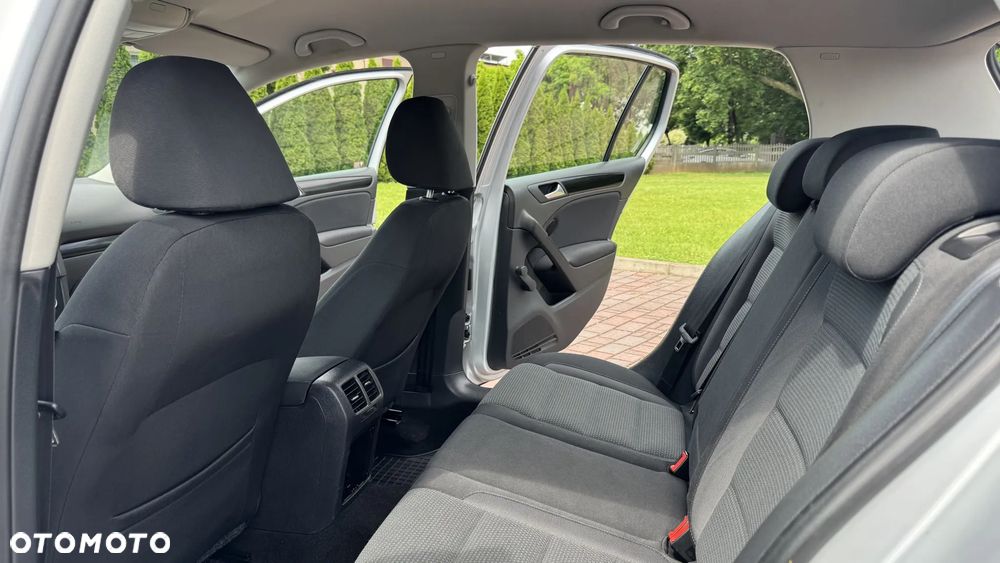 Volkswagen Golf 1.6 Edition - 32