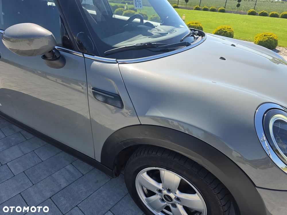 MINI Cooper Standard - 12