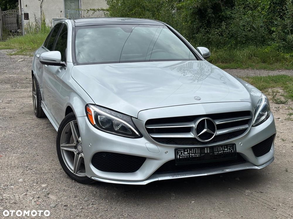 Mercedes-Benz Klasa C 300 9G-TRONIC AMG Line - 11