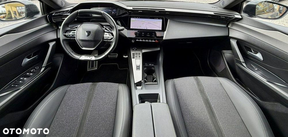 Peugeot 408 1.6 Plug-in Hybrid 240 GT E-DCS7 - 11