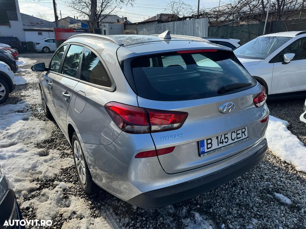 Hyundai i30 1.5 110CP 5DR M/T Comfort - 3