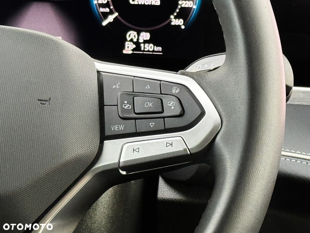 Volkswagen Passat Variant 2.0 TDI SCR DSG Elegance - 20