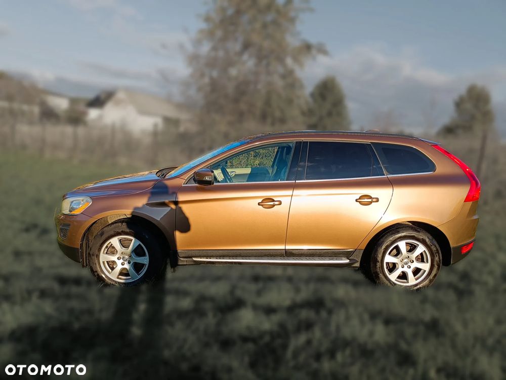 Volvo XC 60 DRIVe R Design - 4