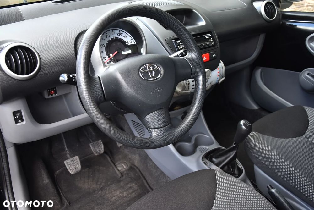 Toyota Aygo 1.0 VVT-i Luna EU5 - 7