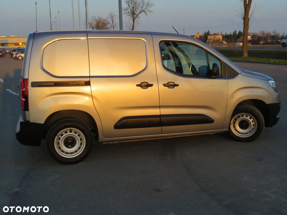 Opel COMBO L1 SALON POLSKA  ORYGINAŁ NISKI PRZEBIEG i LAKIER - 4