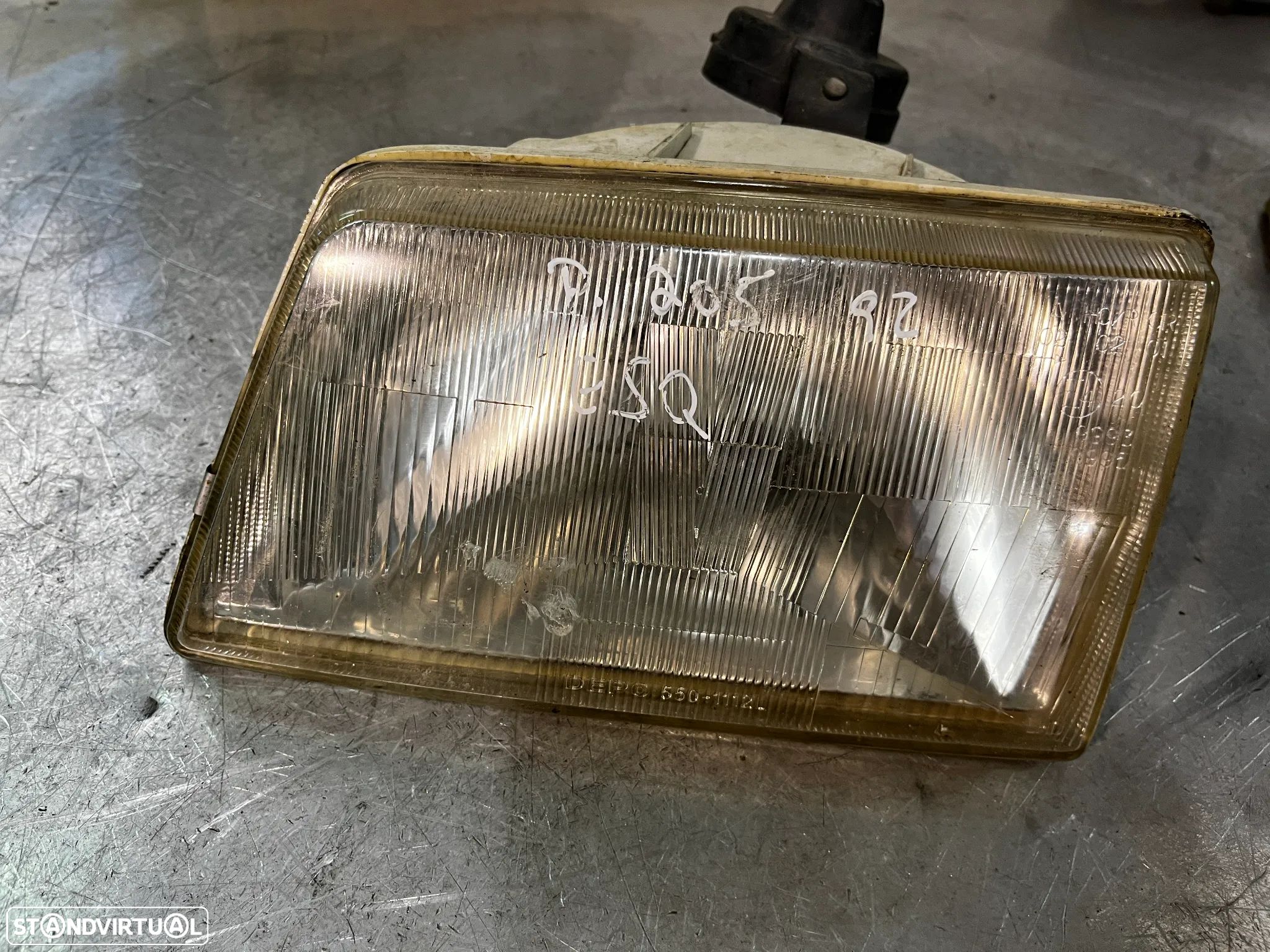 ÓTICA / FAROL PEUGEOT 205 - ESQUERDO - 1