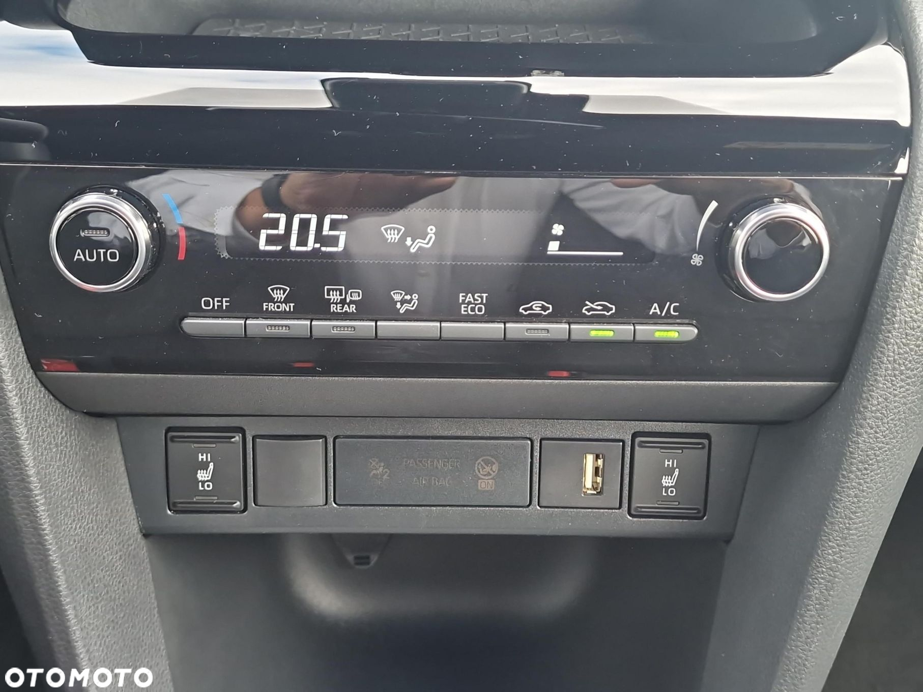 Toyota Yaris Cross - 21