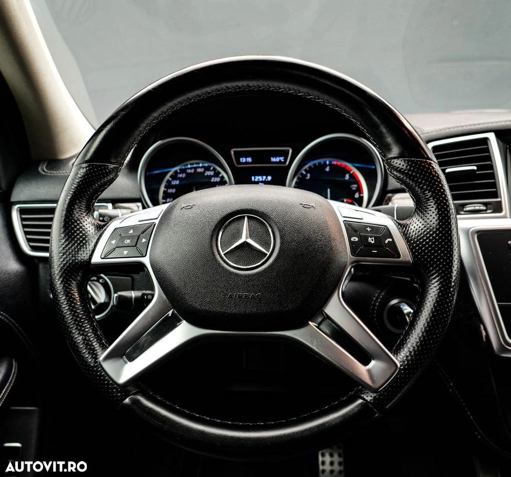 Mercedes-Benz ML 350 BlueTec 4MATIC Aut - 19