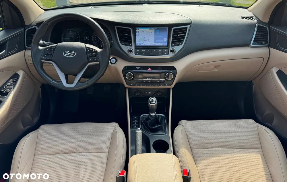 Hyundai Tucson 2.0 CRDi 2WD Trend - 14
