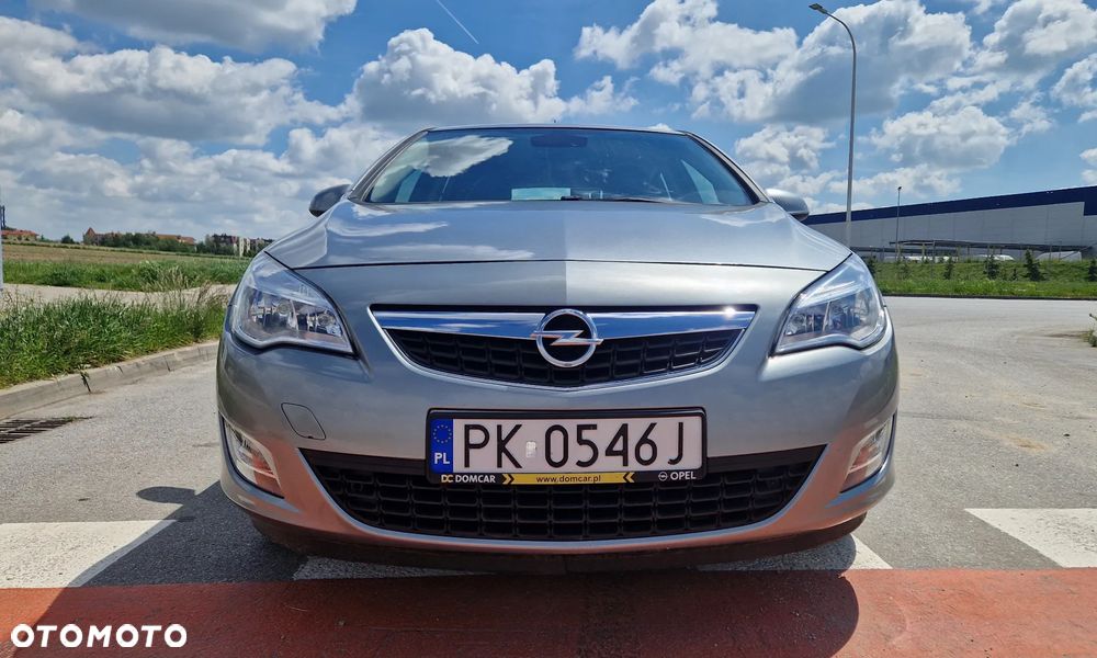 Opel Astra 1.4 Cosmo - 2