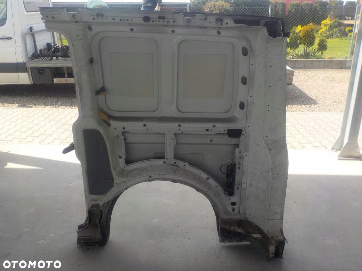 VW T5 T6 ĆWIARTKA PRAWA POSZYCIE BŁOTNIK PRAWY TYŁ - 4