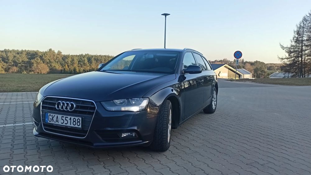 Audi A4 Avant 2.0 TDI DPF multitronic Attraction - 4