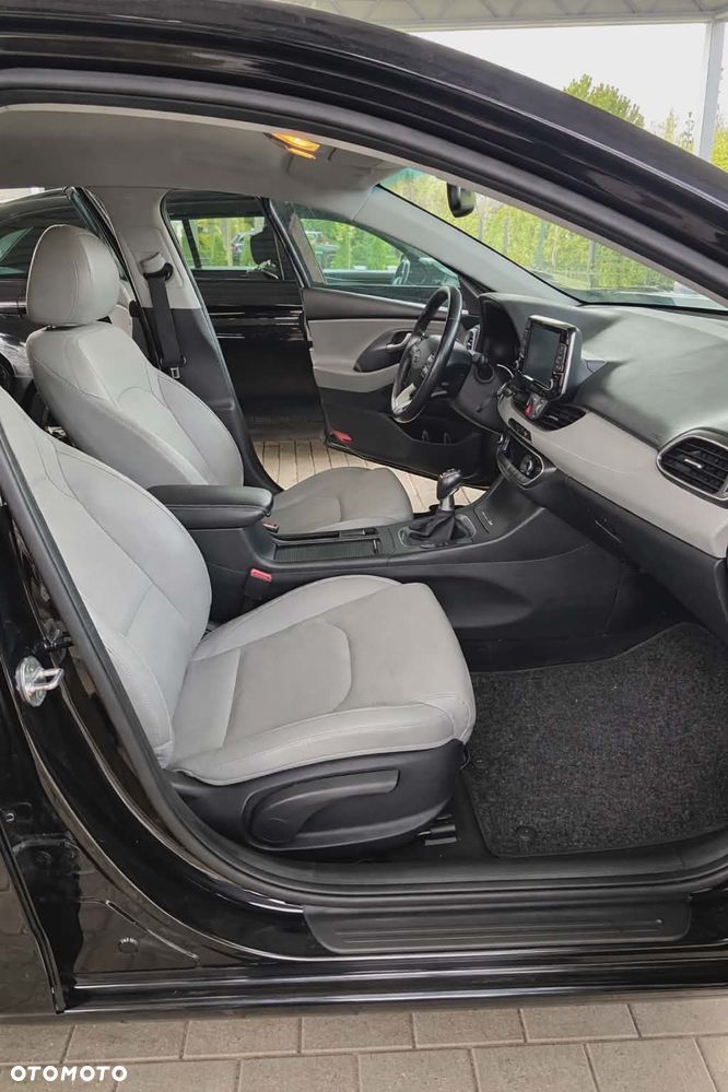 Hyundai i30 1.4 T-GDI Premiere Luxury - 7