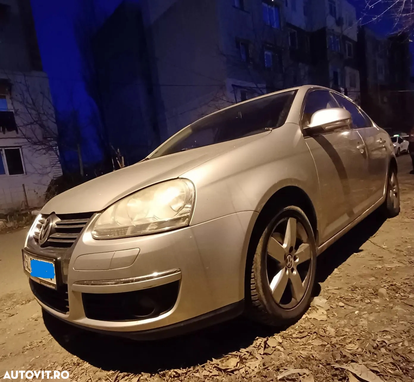 Volkswagen Jetta - 11