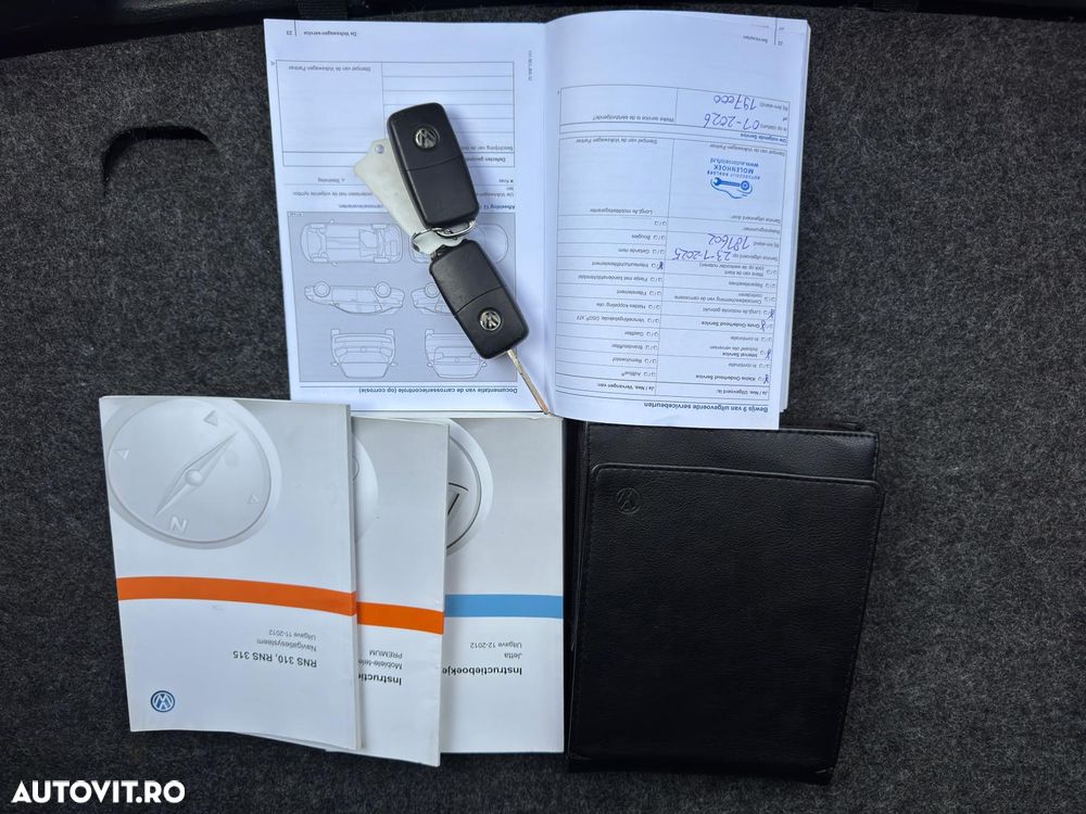 Volkswagen Jetta - 33