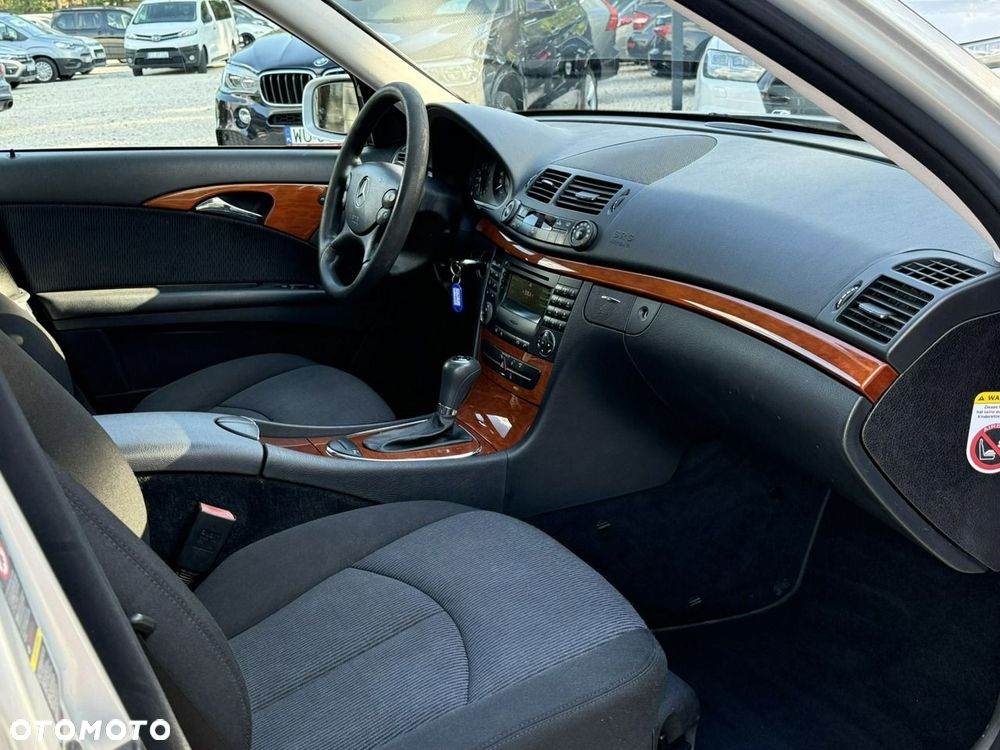 Mercedes-Benz Klasa E - 17