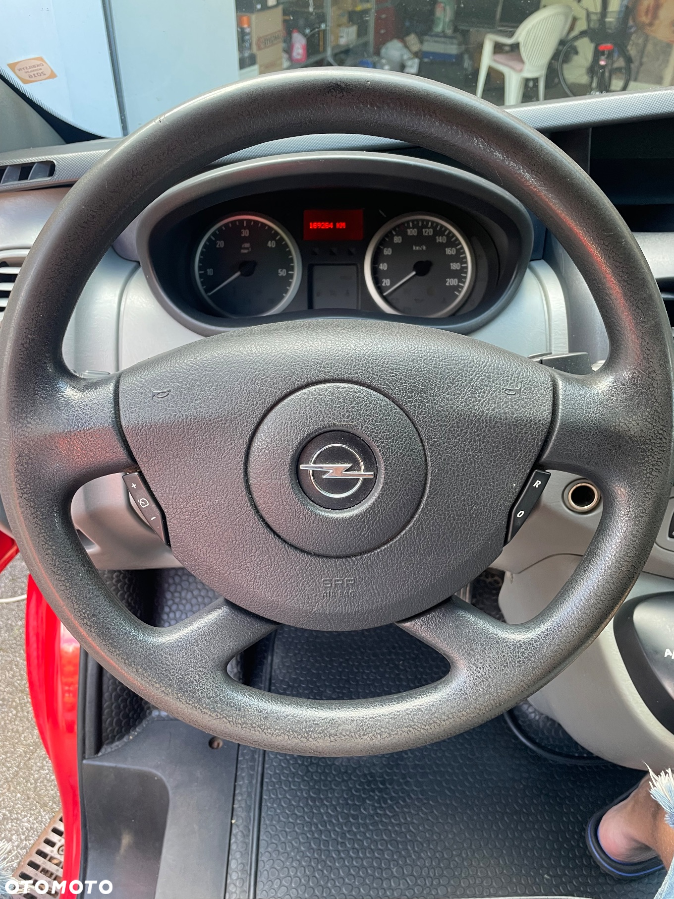 Opel Vivaro - 30