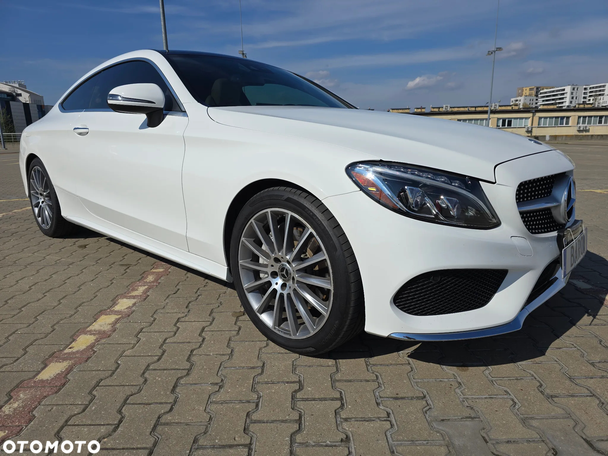 Mercedes-Benz Klasa C 300 Coupe 4Matic 9G-TRONIC - 3