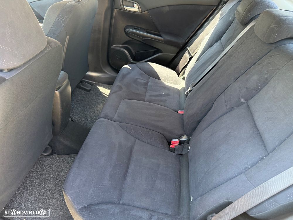 Honda Civic 1.6 i-DTEC Comfort - 17
