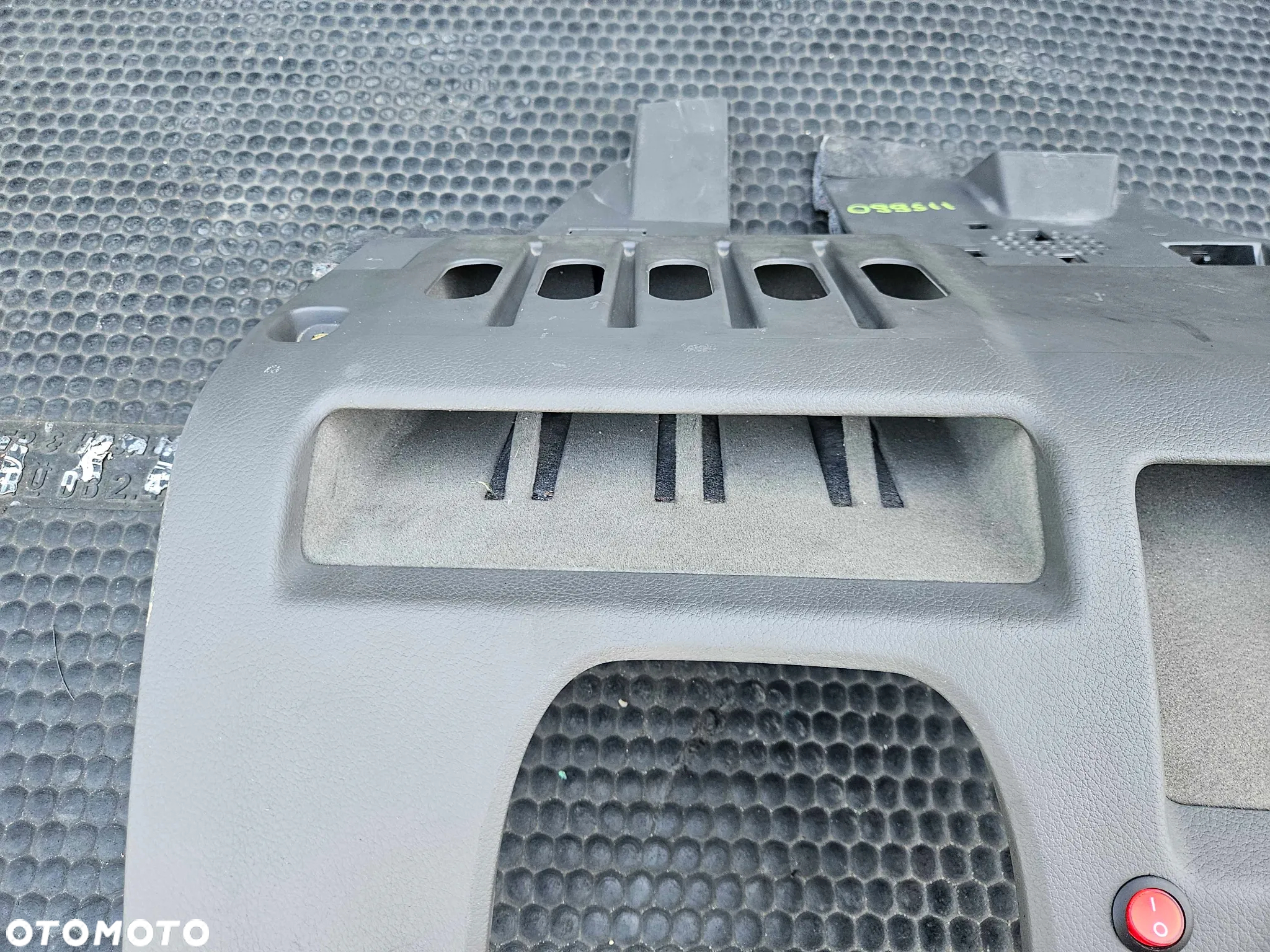 Schowek 8E1863075C Kierowcy Szary Swing Oslona pod Kierownice Europa Audi A4 B6 B7 - 19