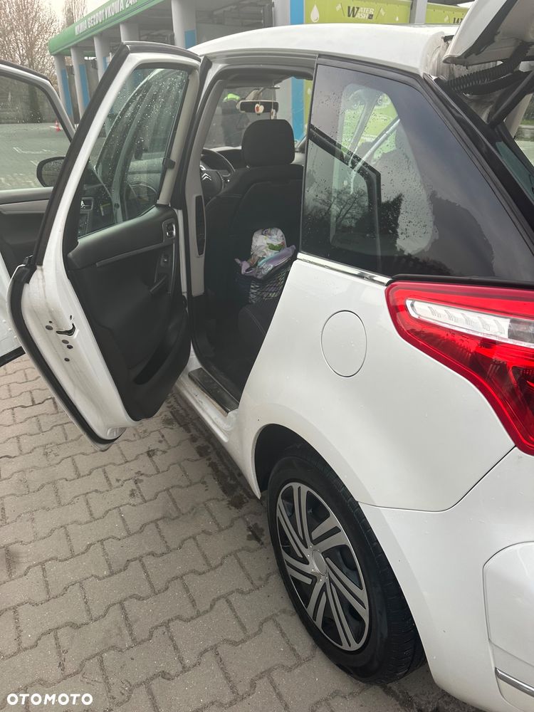 Citroën C4 Picasso - 21