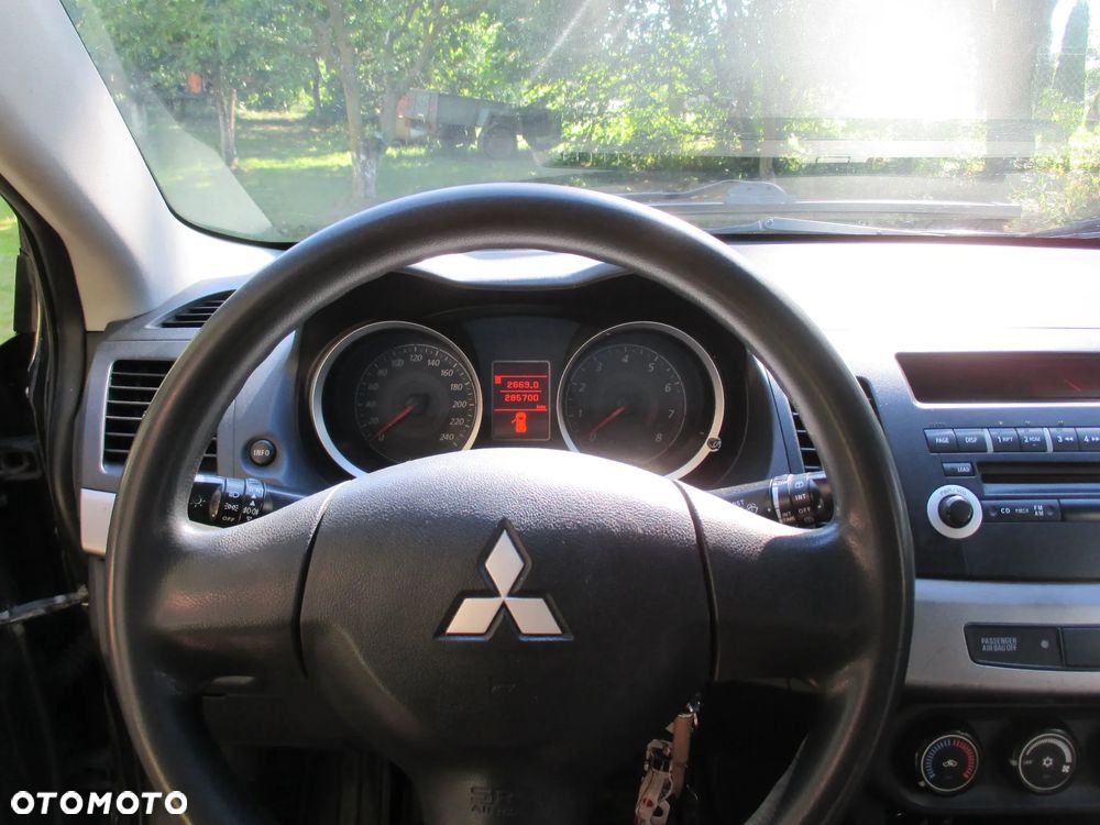Mitsubishi Lancer 1.8 Inform LPG - 7
