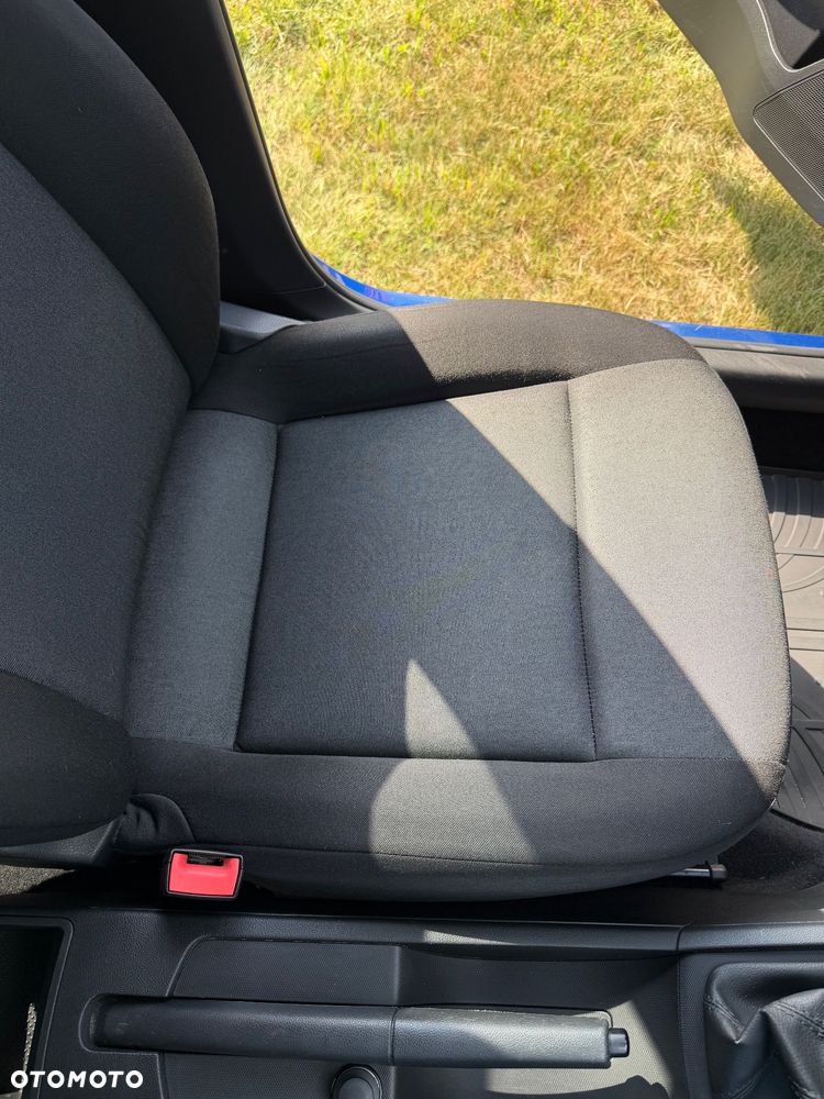 Skoda RAPID 1.0 TSI Style - 28