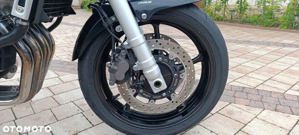 Yamaha FZ6 - 39