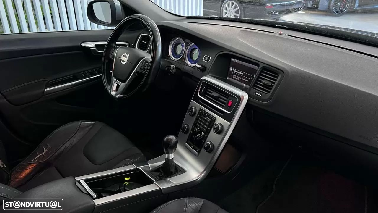 Volvo V60 1.6 D2 Drive R-Design Start/Stop - 12