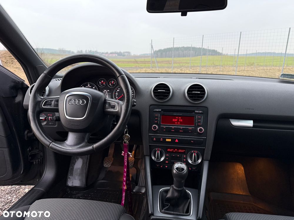 Audi A3 Sportback - 12