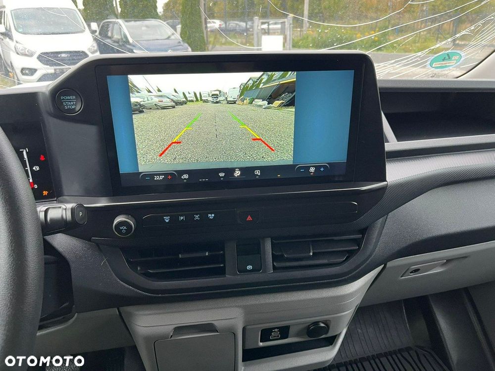 Ford Transit Custom - 11