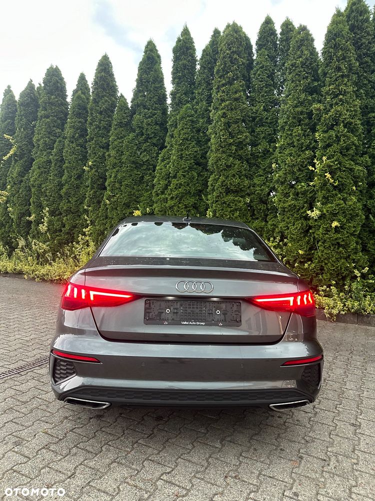 Audi A3 Limousine 35 TFSI S tronic S line - 9