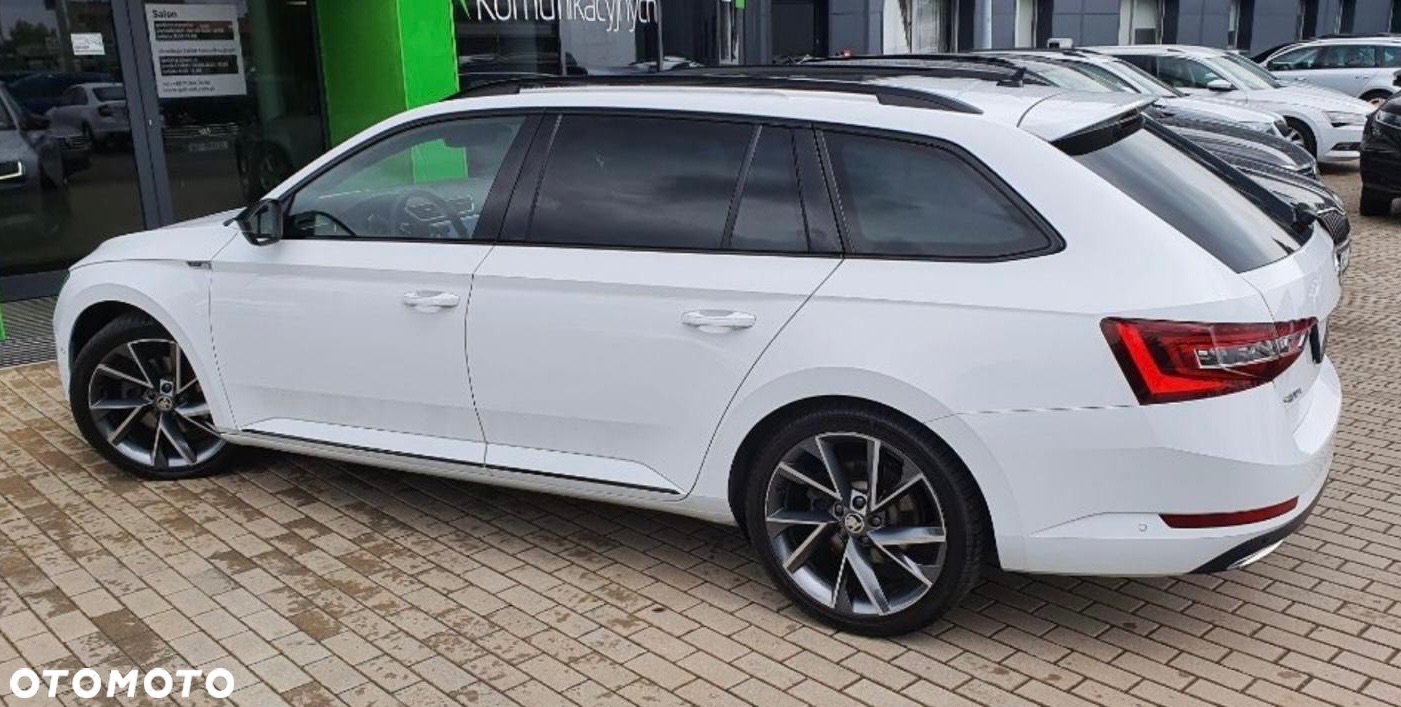 Skoda Superb 2.0 TDI 4x4 Sportline DSG - 23
